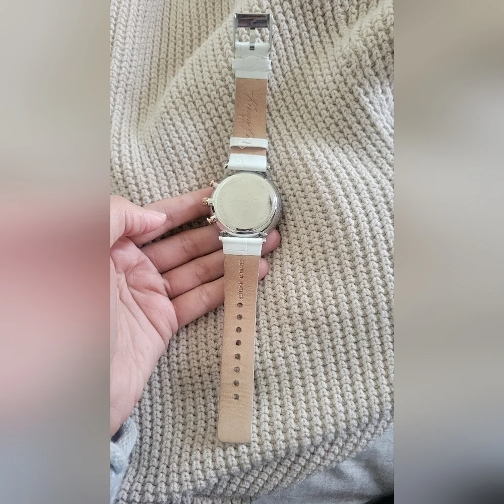 Kenneth Cole kenneth cole